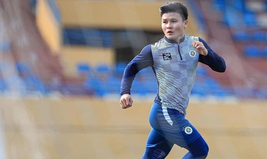 Quang Hải nhiều khả năng khoác áo Pau FC tại Ligue 2. Ảnh: Instagram Quang Hải