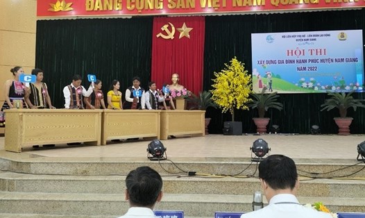 LĐLĐ huyện Nam Giang, tỉnh Quảng Nam tổ chức Hội thi “Xây dựng gia đình hạnh phúc” năm 2022. Ảnh: Đắc Định