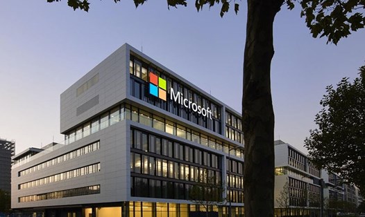 Gã khổng lồ công nghệ Microsoft đã đề ra biện pháp giảm tuyển dụng mới ở một số bộ phận quan trọng. Ảnh chụp màn hình