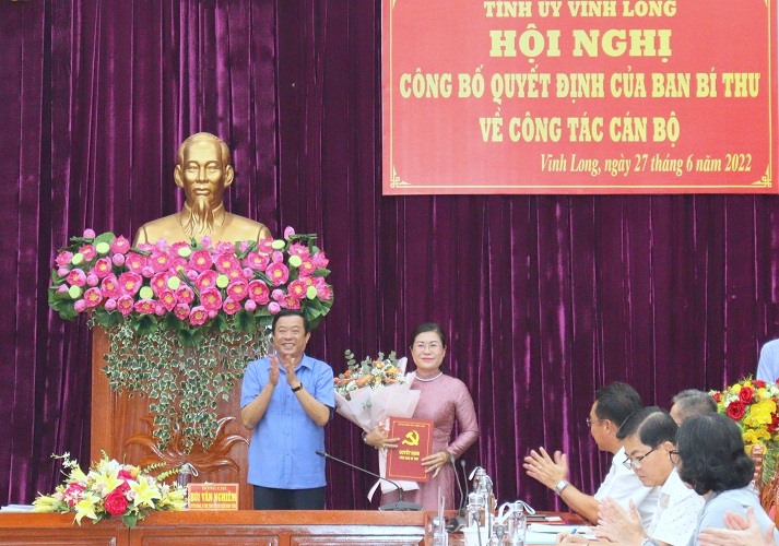 Ban Bí thư, Ủy ban Thường vụ Quốc hội chuẩn y, phê chuẩn 3 nhân sự mới