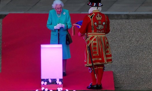 Nữ hoàng Anh Elizabeth II trong buổi lễ ngày 2.6.2022. Ảnh: AFP