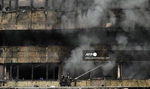 Hiện trường cháy trung tâm thương mại Nga. Ảnh: AFP