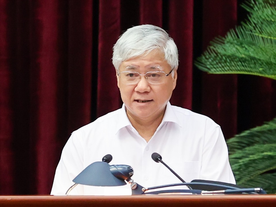 Dựa vào nhân dân để tệ tham ô, lãng phí, quan liêu không còn chỗ ẩn nấp