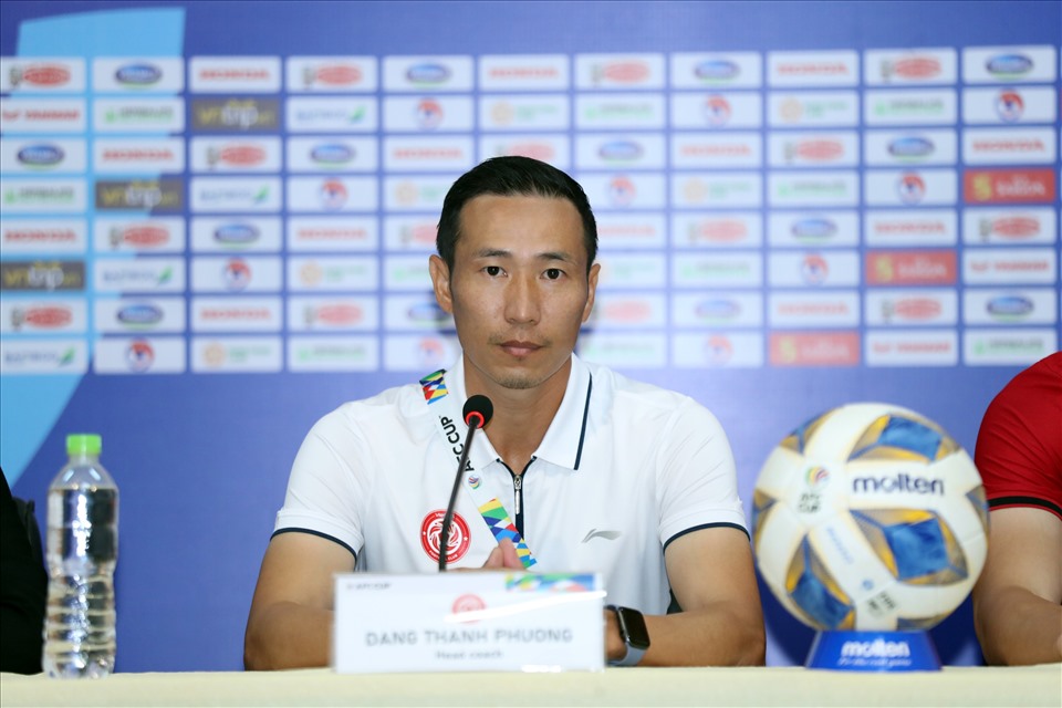 Trợ lý HLV Viettel FC nói gì sau khi vào bán kết AFC Cup 2022?