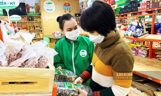 Nhiều sản phẩm OCOP của Tuyên Quang chủ yếu được tiêu thụ ngay tại các chuỗi phân phối của địa phương với đầu ra khá nhỏ giọt.