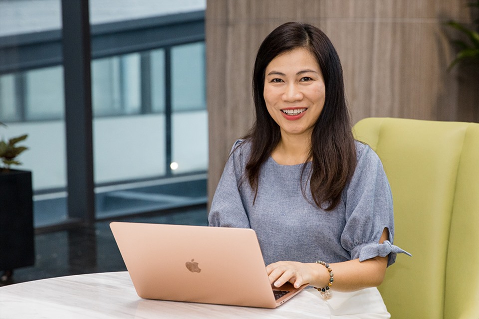 Thu Hà "Mẹ Xu Sim": "Tiền không thể bù đắp thiếu thốn về tình thân"