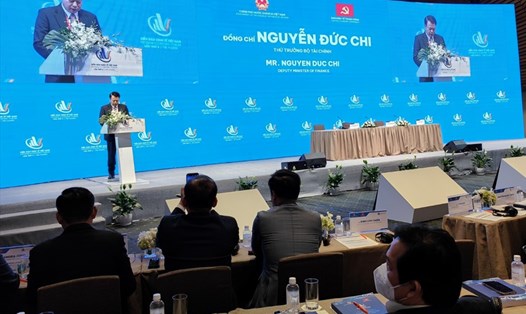 Diễn đàn kinh tế Việt Nam lần thứ tư năm 2022 khai mạc sáng ngày 5.6. Thứ trưởng Bộ Tài chính Nguyễn Đức Chi phát biểu khai mạc tại hội thảo 2 về phát triển thị trường vốn và thị trường bất động sản. Ảnh: Thế Lâm.