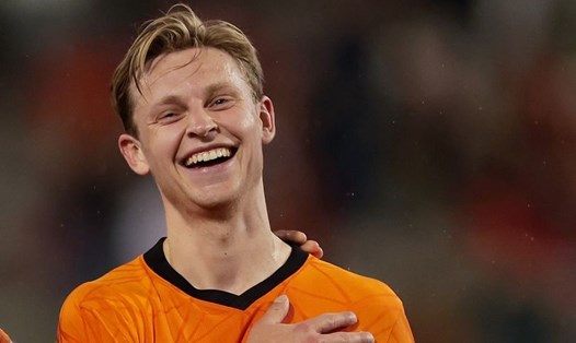 De Jong vừa có trận đấu hay trong màu áo tuyển Hà Lan ở Nations League. Ảnh: UEFA