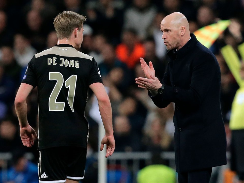 Tin chuyển nhượng ngày 6.6: Erik Ten Hag sẽ lôi kéo được De Jong?