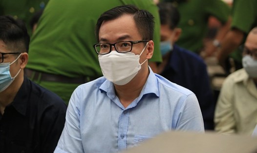 Tề Trí Dũng tại phiên tòa phúc thẩm trong vụ bán rẻ 9 triệu cổ phần Sadeco cho Công ty Nguyễn Kim.