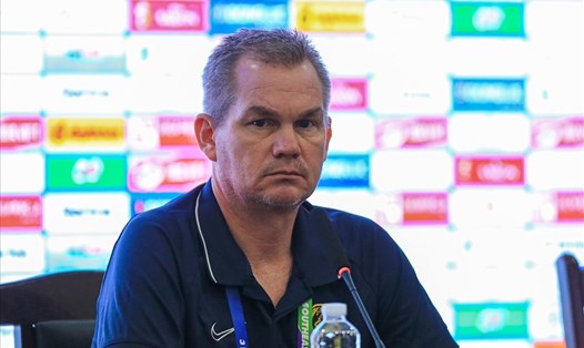 Huấn luyện viên Brad Maloney của U23 Malaysia đối diện với nguy cơ bị sa thải sau trận gặp U23 Việt Nam. Ảnh: Minh Đức