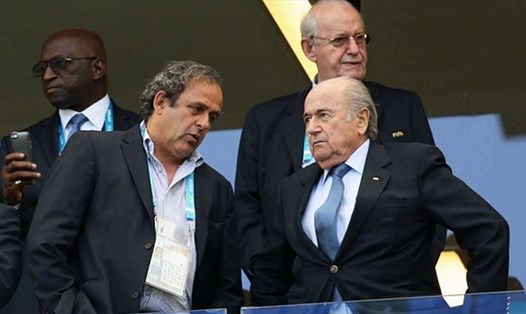 Michel Platini và Sepp Blatter sẽ phải ra tòa hình sự bắt đầu từ ngày mai (8.6). Ảnh: Football News