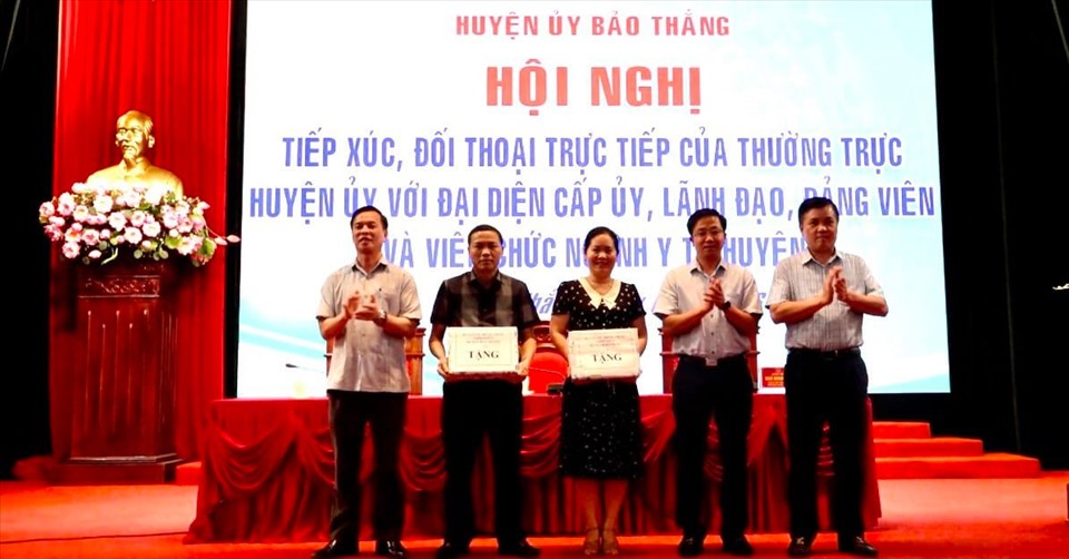 Quang cảnh hội nghị.