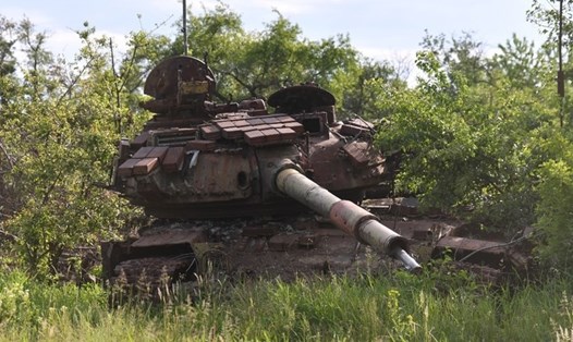 Xe tăng của Ukraina bị phá hủy ở Donbass. Ảnh: Sputnik