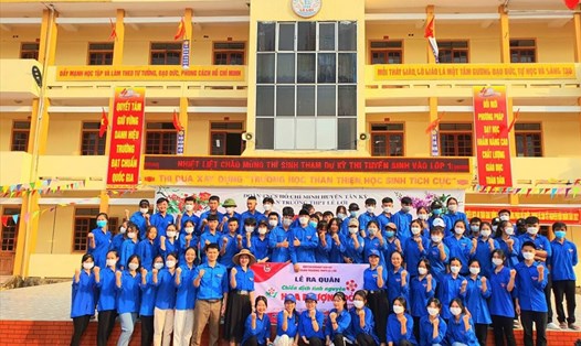 Đoàn thanh niên - Hội sinh viên Nghệ An ra quân "Tiếp sức mùa thi" năm học 2022-2023. Ảnh: MK