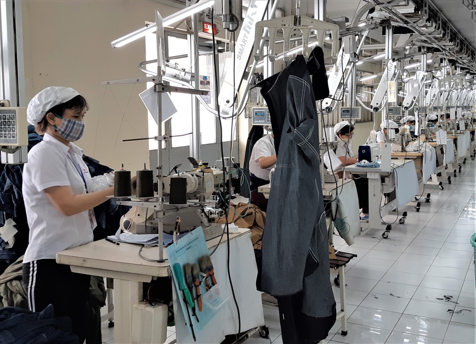 Đã có hơn 85.000 người lao động tại TPHCM được xác nhận đang tham gia BHXH bắt buộc để nhận hỗ trợ tiền thuê nhà. Ảnh: Nam Dương