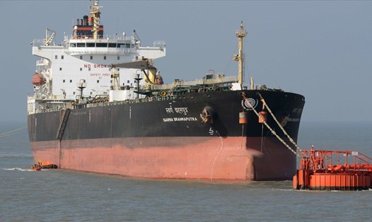 Các tàu chở dầu đến Mỹ mang theo nhiên liệu được sản xuất từ nguyên liệu thô của Nga. Ảnh chụp màn hình