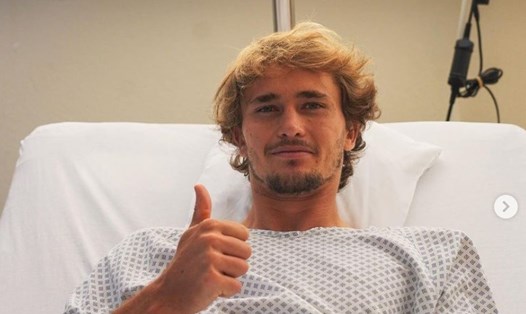 Alexander Zverev đã được tiến hành phẫu thuật vào thứ Ba (7.6). Ảnh: Instagram