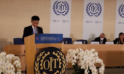 Đồng chí Trần Văn Thuật - Phó chủ tịch Tổng Liên đoàn Lao động Việt Nam - phát biểu tại Hội nghị Lao động Quốc tế (ILC) lần thứ 110. Ảnh: Đức Thịnh