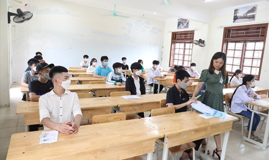 Kỳ thi tuyển sinh lớp 10 THPT năm học 2022-2023 tại Ninh Bình được tổ chức nghiêm túc, đúng quy chế. Ảnh: NT