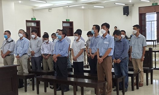 19 bị cáo trong vụ án sai phạm tại Dự án cao tốc Đà Nẵng - Quảng Ngãi tại phiên toà phúc thẩm. Ảnh: V.D