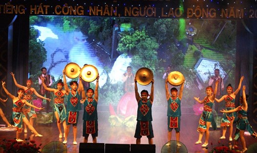 Tiết mục đạt giải Vàng tại Hội diễn của Đoàn nghệ thuật quần chúng công nhân, NLĐ tỉnh Lâm Đồng. Ảnh đoàn nghệ thuật cung cấp