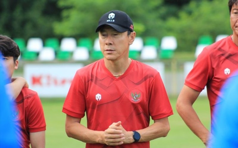HLV Shin Tae-yong cảnh báo cầu thủ U20 Indonesia không được kêu ngạo
