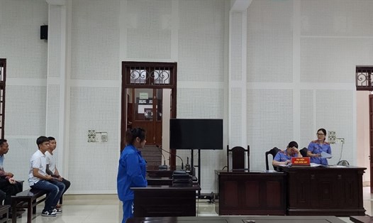 Phiên tòa xét xử đối tượng Lê Thị Tuyên. Ảnh: Trần Thanh