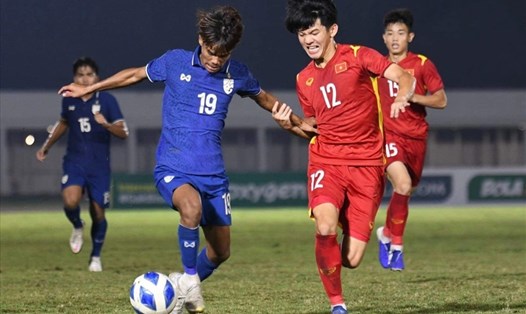 U19 Thái Lan và U19 Việt Nam vào bán kết U19 Đông Nam Á 2022. Ảnh: FAT