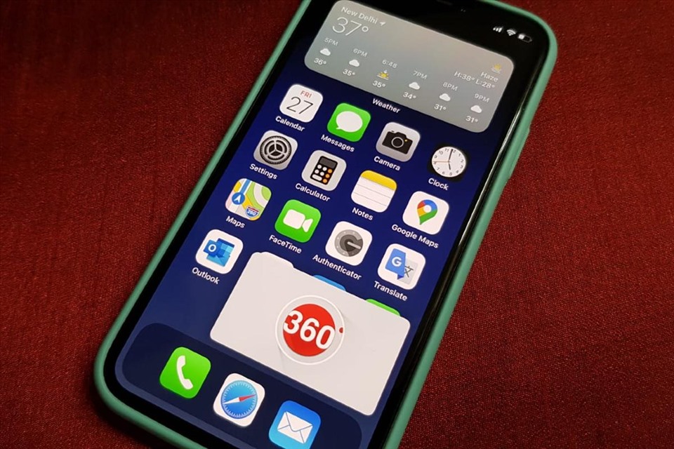 Chế độ “hình trong hình” của YouTube đã có sẵn cho iPhone và iPad. Ảnh chụp màn hình.