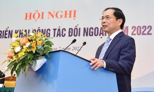 Bộ trưởng Ngoại giao Bùi Thanh Sơn phát biểu tại Hội nghị triển khai công tác đối ngoại năm 2022. Ảnh: BNG