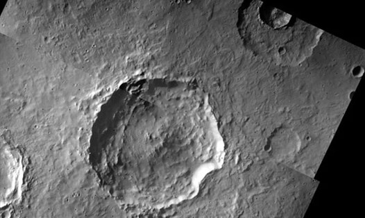 Thiên thạch "Vẻ đẹp Đen" đến từ miệng núi lửa Karratha, ở bán cầu nam của sao Hỏa. Ảnh: NASA