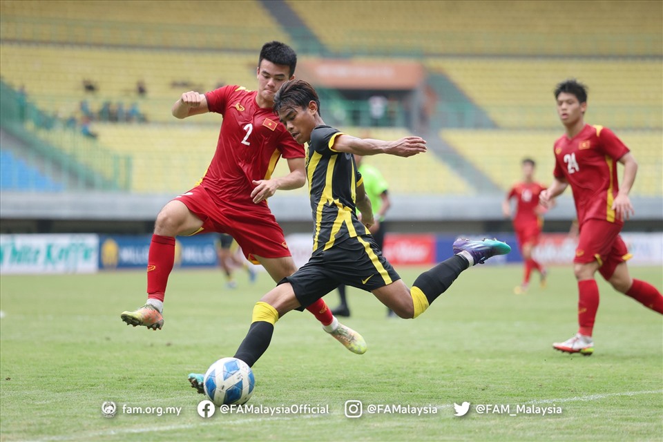 U19 Malaysia dùng chiến thuật đánh bại U19 Việt Nam để đấu U19 Lào