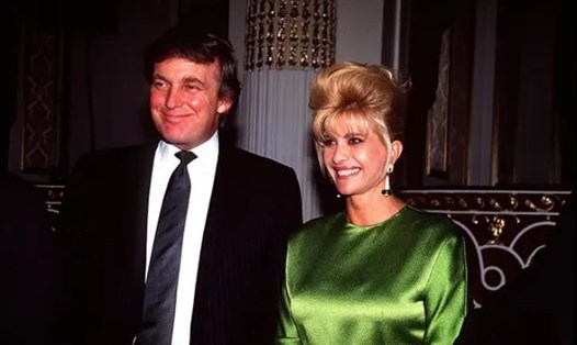 Donald và Ivana Trump năm 1991. Ảnh chụp màn hình