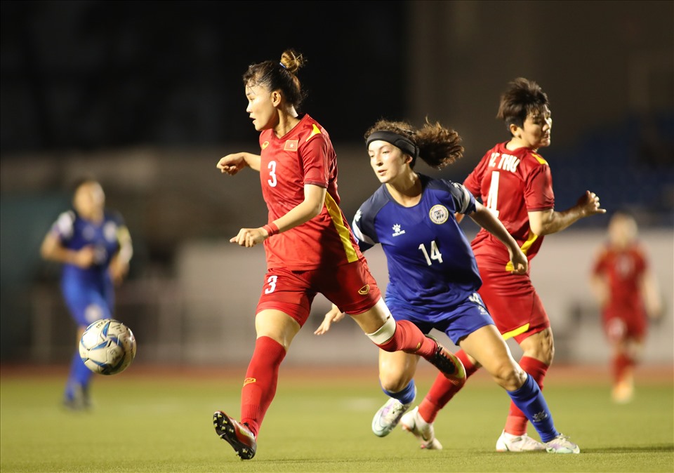 Tuyển nữ Việt Nam thua đậm Philippines ở bán kết AFF nữ 2022