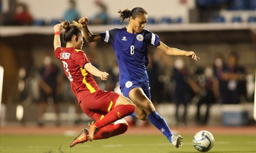 Tuyển nữ Việt Nam đã thất bại toàn diện trước một tuyển nữ Philippines chơi thực dụng, tận dụng tốt các tình huống bóng bổng. Ảnh: VFF