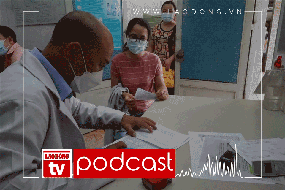 Chuyện của y tế cơ sở: Bật khóc vì áp lực đủ đường