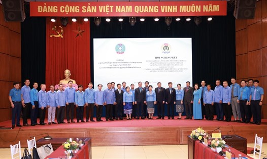 Hội nghị sơ kết Thoả thuận hợp tác giai đoạn 2018 – 2023 giữa Tổng Liên đoàn Lao động Việt Nam và Trung ương Liên hiệp Công đoàn Lào diễn ra chiều 18.7. Ảnh: Hải Nguyễn