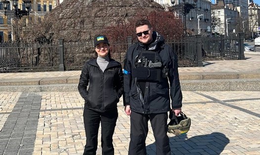 Irina Venediktova (trái) và Ivan Bakanov chụp ảnh ở Kiev vào tháng 3.2022. Ảnh: Facebook/Irina Venediktova