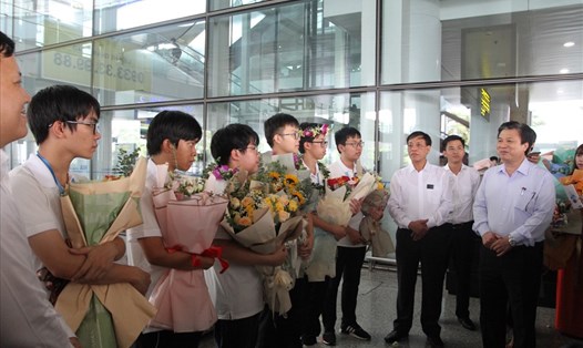 Bộ GDĐT chúc mừng thành tích xuất sắc của đoàn học sinh Việt Nam tại Olympic Toán quốc tế