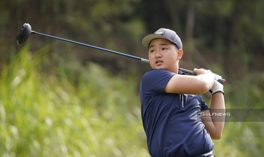 Golfer Nguyễn Anh Minh nhận tài trợ vận chuyển trong 3 năm khi thi đấu các giải trong nước và quốc tế. Ảnh: Golf News