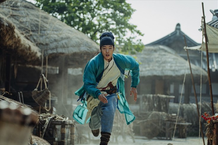 Ryu Jun Yeol xúc động khi được mời đóng bom tấn “Alienoid” Ryu Jun Yeol xúc động khi được mời đóng bom tấn “Alienoid”