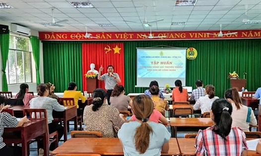 Quang cảnh buổi tập huấn công tác truyền thông cho đoàn viên tại LĐLĐ huyện Long Điền. Ảnh: LĐLĐ
