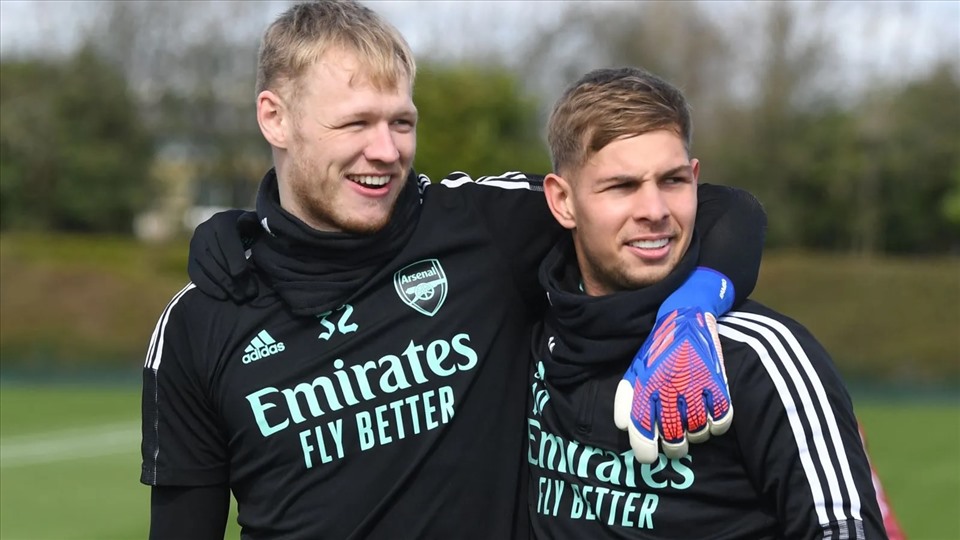 Ramsdale và Smith-Rowe cùng nỗ lực: Hi vọng mới với Arsenal