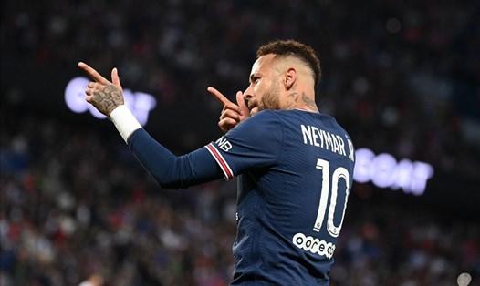 Những quyết định đảo chiều của Neymar đang khiến Paris St Germain điên đầu. Ảnh: AFP
