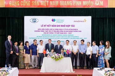 Lễ ký kết có sự chứng kiến của Thứ trưởng Bộ Y tế Trần Văn Thuấn cùng nhiều nhà hoạch định chính sách và chuyên gia y tế