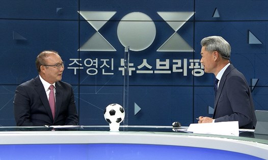 Huấn luyện viên Park Hang-seo vẫn muốn gắn bó với bóng đá Việt Nam. Ảnh: SBS