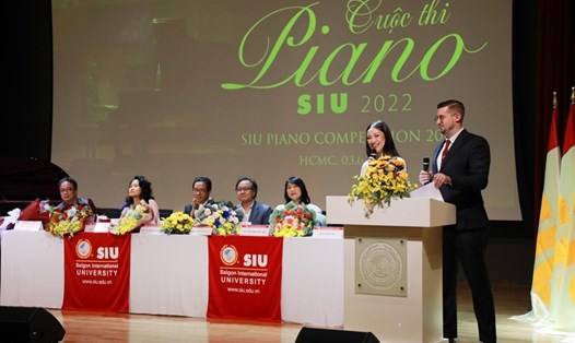 Cuộc thi “Piano SIU 2022” thu hút đông đảo thí sinh trong và ngoài nước tham gia. Ảnh: NSCC