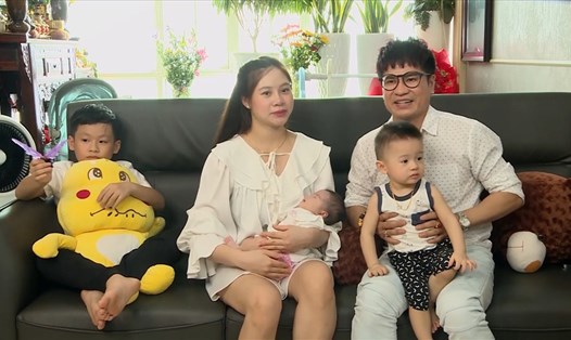 Lương Gia Huy đang có một gia đình hạnh phúc với người vợ kém 20 tuổi. Ảnh: NSCC