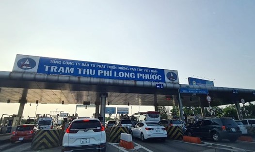 Trạm thu phí Long Phước thuộc đường cao tốc TPHCM - Long Thành - Dầu Giây.  Ảnh: Bảo Chương
